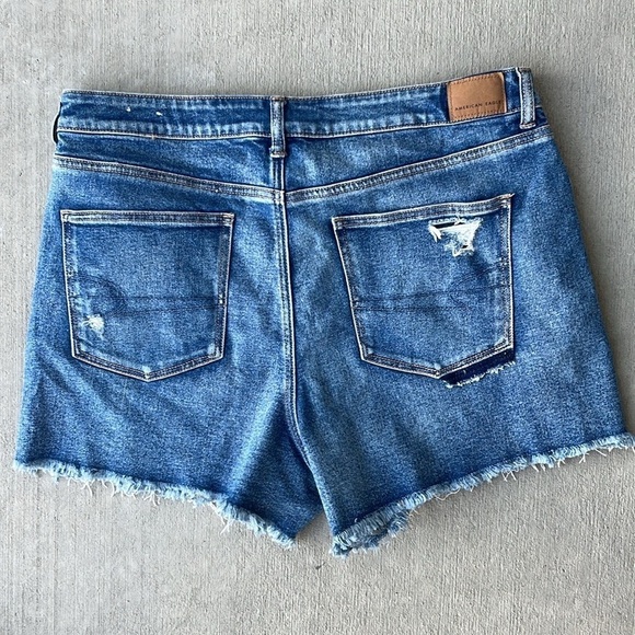 American Eagle MOM Shorts jean Shorts Size 18 - Picture 2 of 4